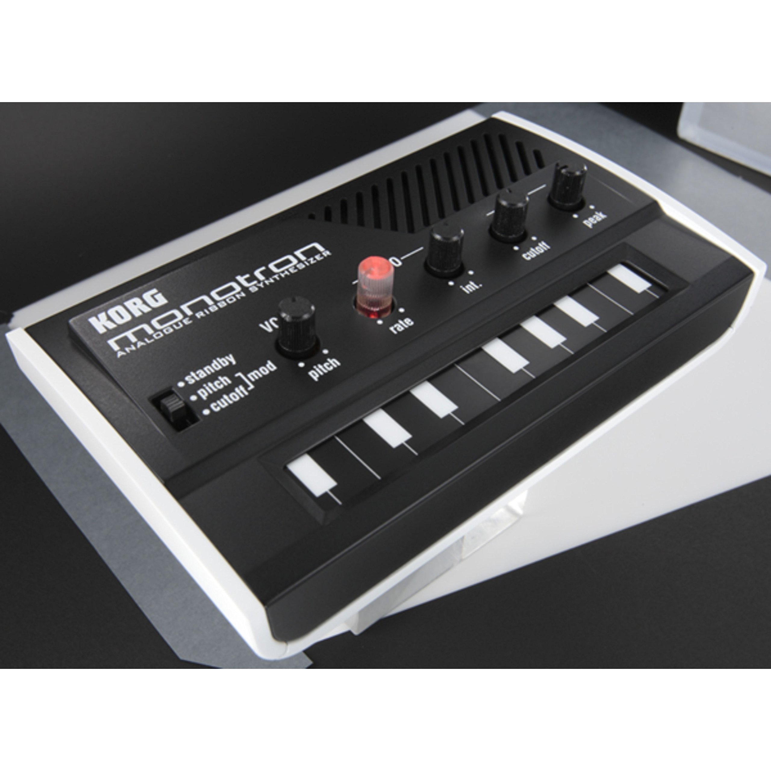 Amazon.co.jp: KORG コルグ 手の平サイズ アナログ・シンセサイザー